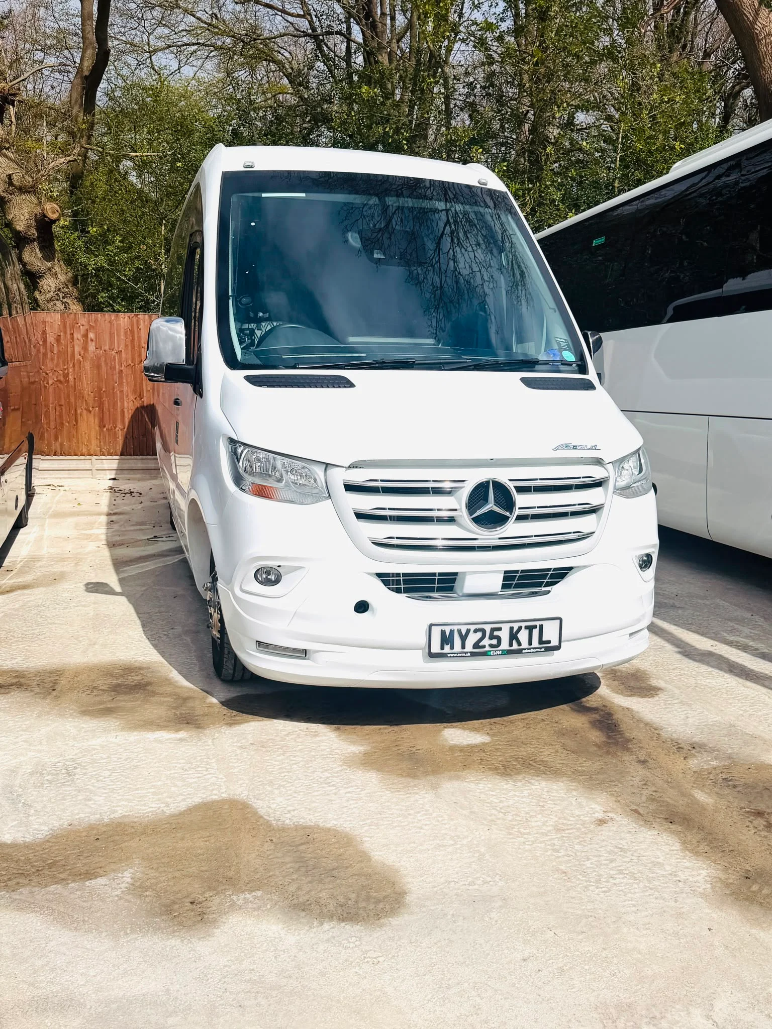19 Seater Executive Minibus Interior
